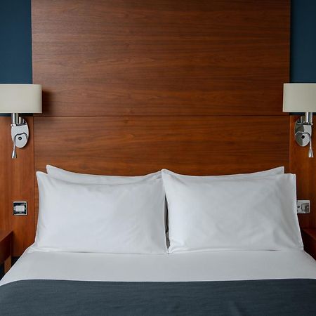 Thorpe Park Hotel And Spa Leeds  Bagian luar foto
