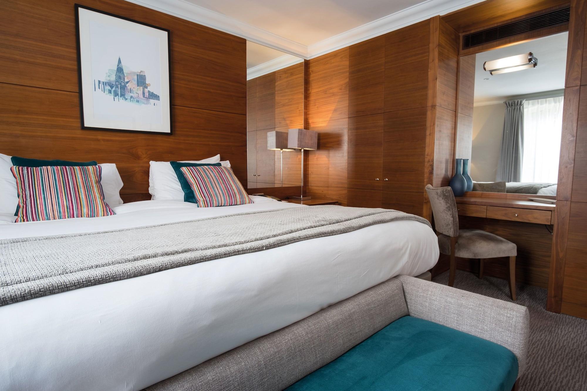 Thorpe Park Hotel And Spa Leeds  Bagian luar foto