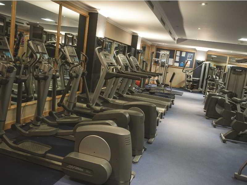 Thorpe Park Hotel And Spa Leeds  Bagian luar foto