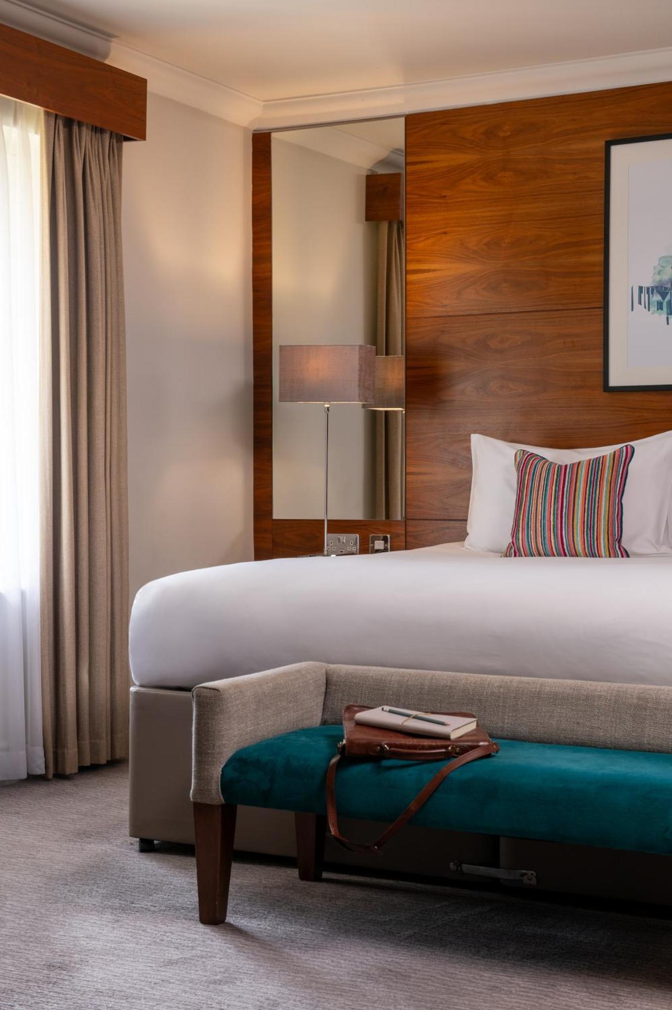 Thorpe Park Hotel And Spa Leeds  Bagian luar foto