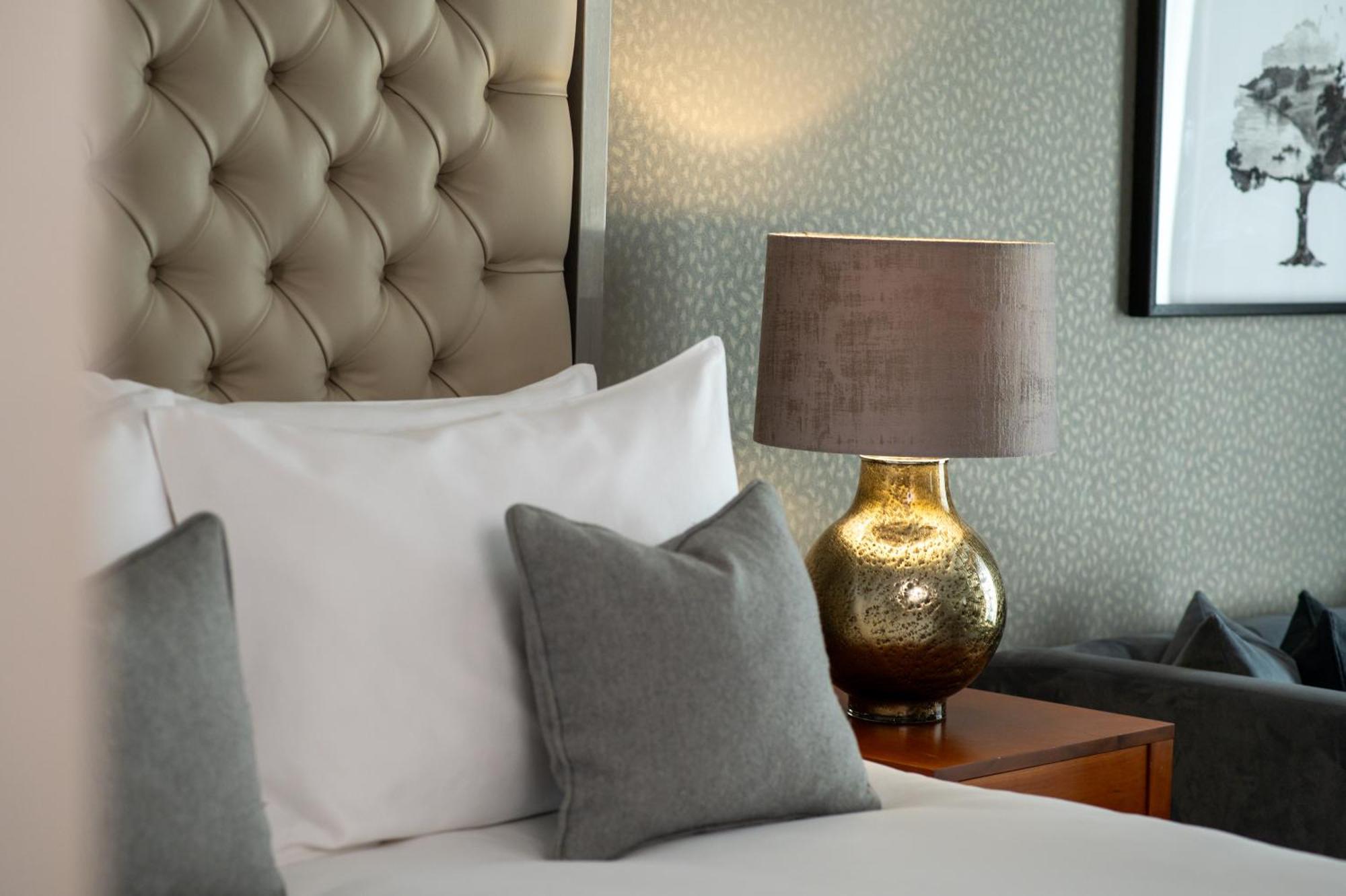 Thorpe Park Hotel And Spa Leeds  Bagian luar foto