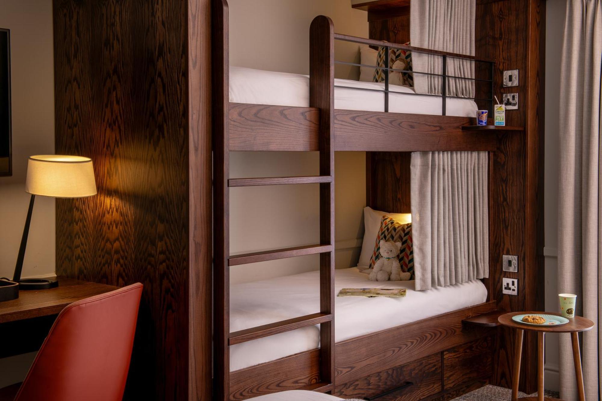 Thorpe Park Hotel And Spa Leeds  Bagian luar foto